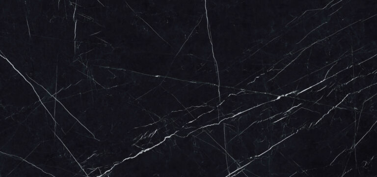 NERO MARQUINA (네로 마퀴나)